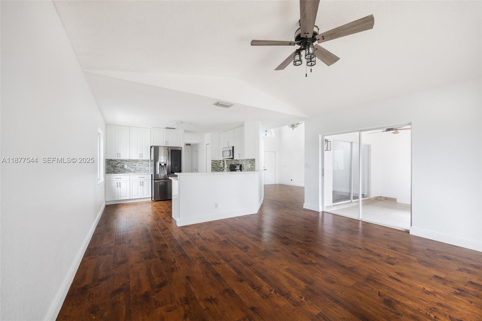 8317 Bermuda Sound Way — photo 10