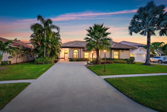 9231 Cypress Hollow Drive, sold in Cypress Hollow, Palm Beach Gardens, FL