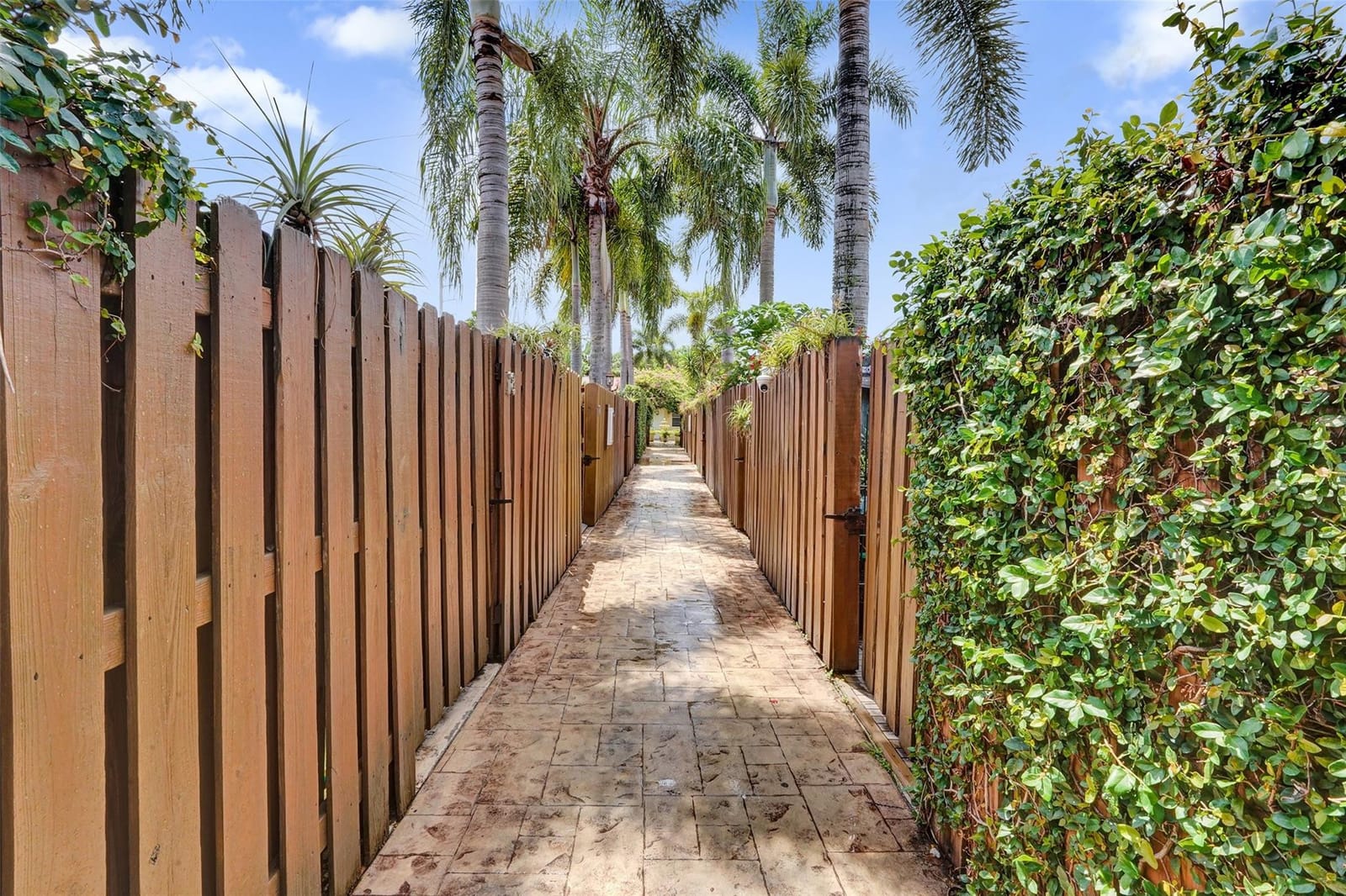 1200 NE 17 Court 12, Fort Lauderdale, FL 33305 photo 26