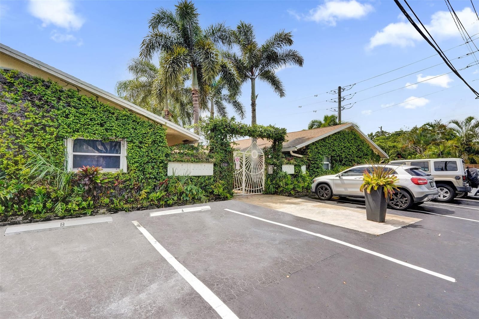 1200 NE 17 Court 12, Fort Lauderdale, FL 33305 photo 27