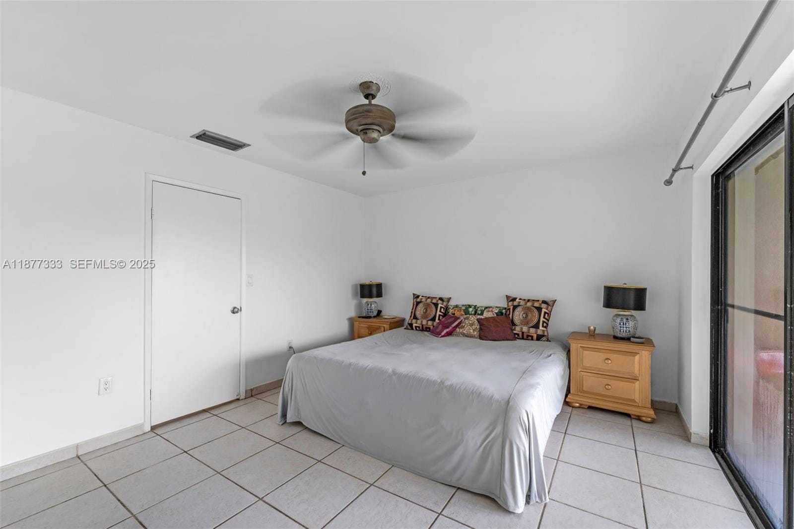 10003 NW 9th St Circle 8-17, Miami, FL 33172 photo 22