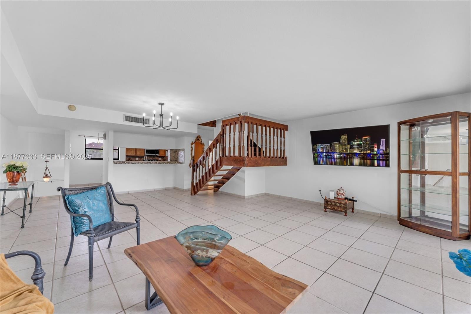 10003 NW 9th St Circle 8-17, Miami, FL 33172 photo 6