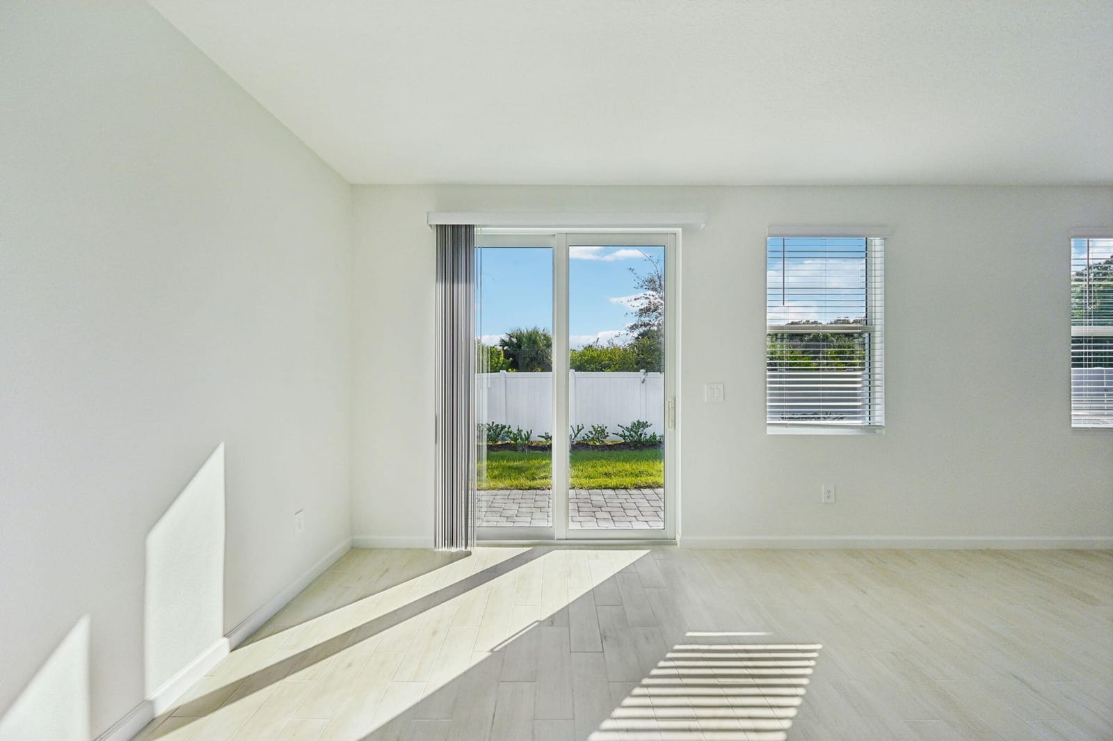 540 Salisbury Circle — photo 10