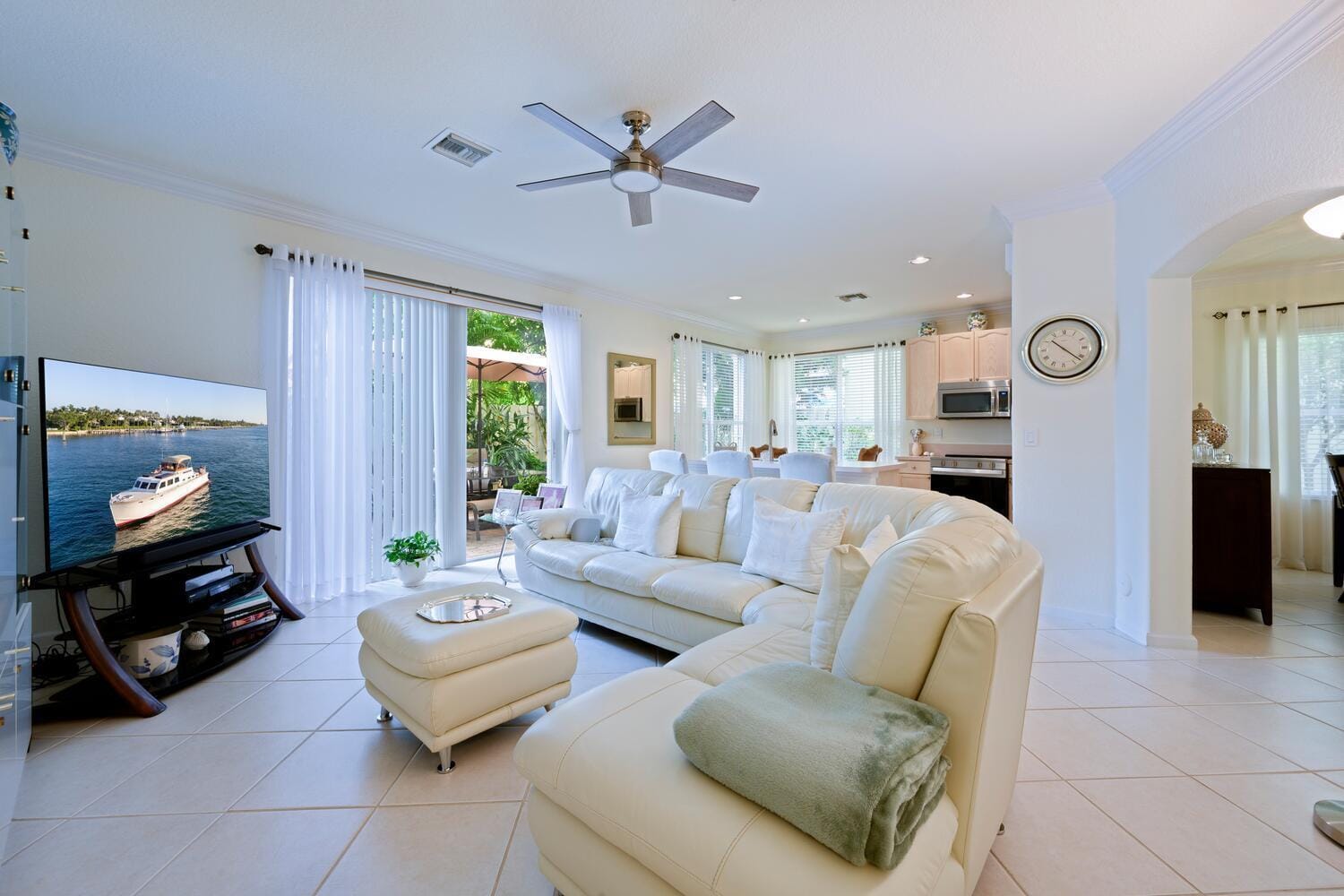 4156 Meade Way, West Palm Beach, FL 33409 photo 13