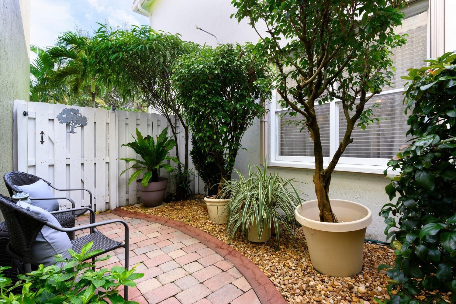 4156 Meade Way, West Palm Beach, FL 33409 photo 4