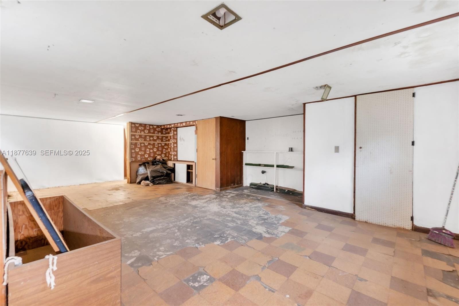 20400 NE 14th Avenue, Miami, FL 33179 photo 27