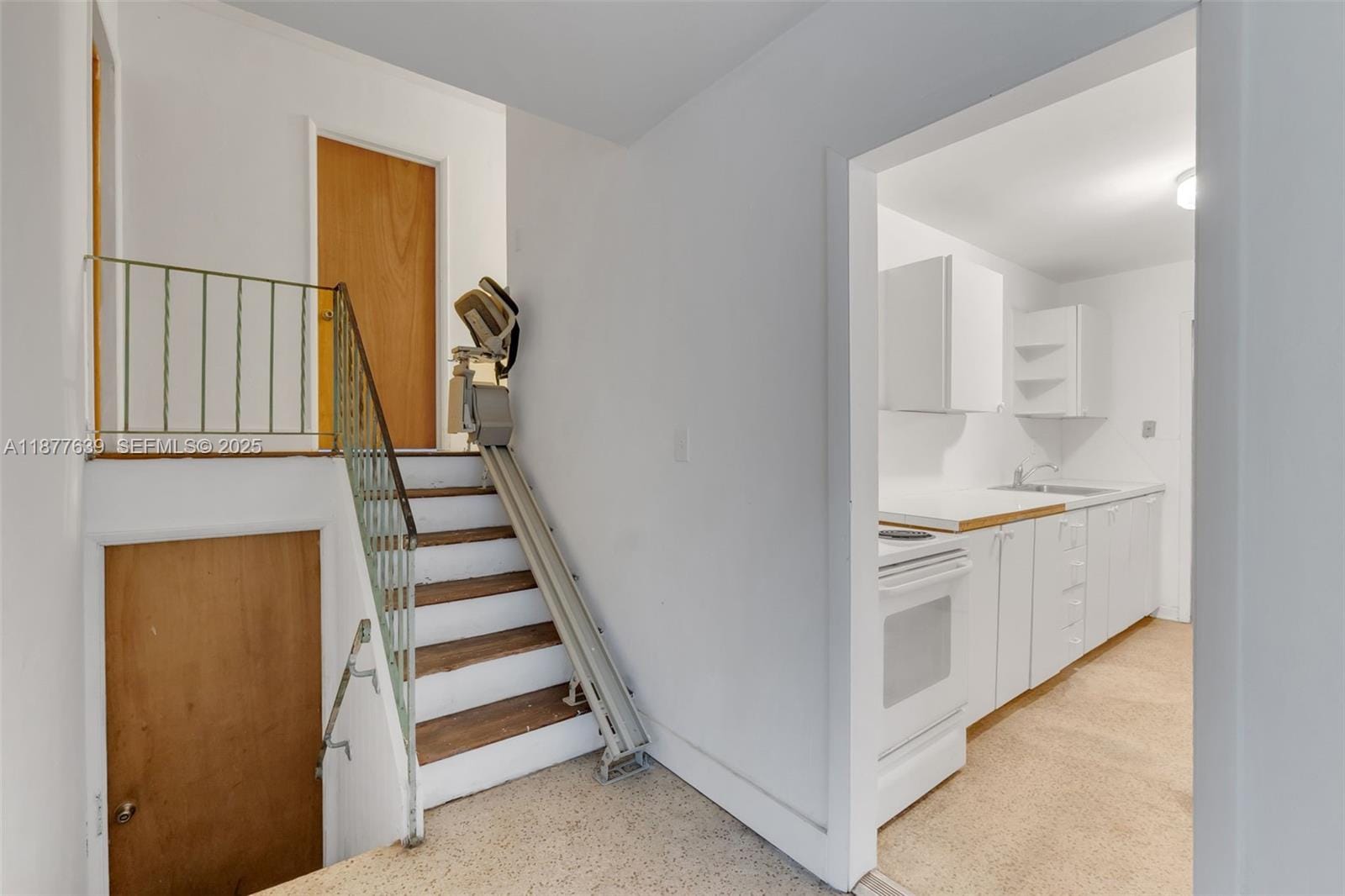 20400 NE 14th Avenue, Miami, FL 33179 photo 8