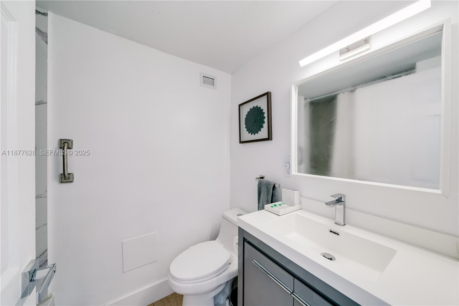 5601 Collins Avenue 1011, Miami Beach, FL 33140 photo 25