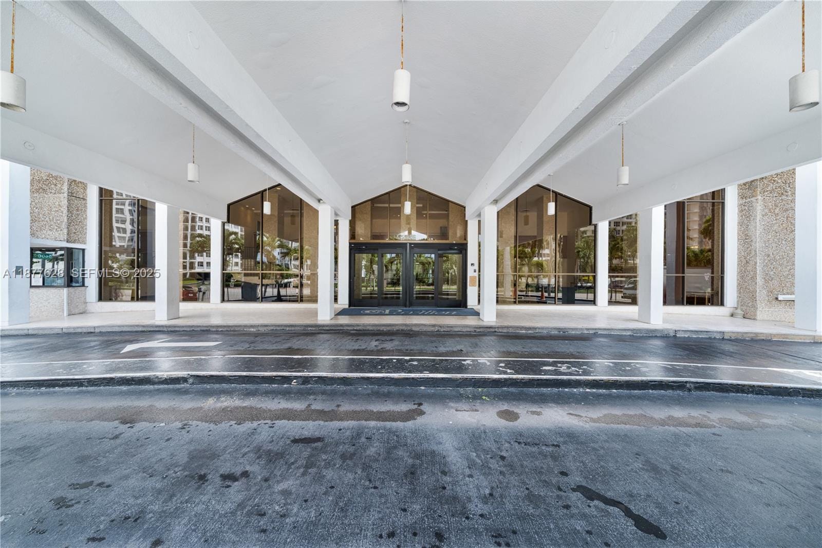 5601 Collins Avenue 1011, Miami Beach, FL 33140 photo 26