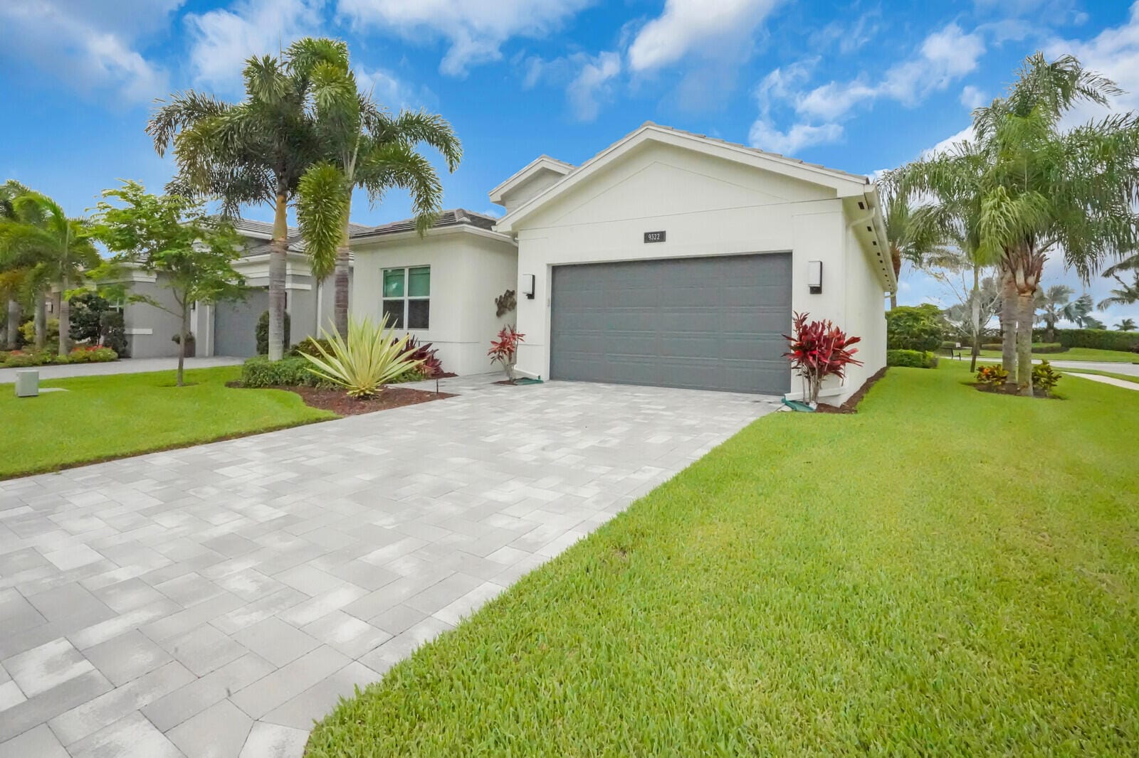 9322 Great Springs Drive — photo 5