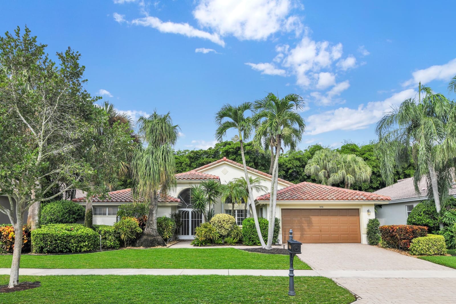 7458 Falls Road W, Boynton Beach, FL 33437