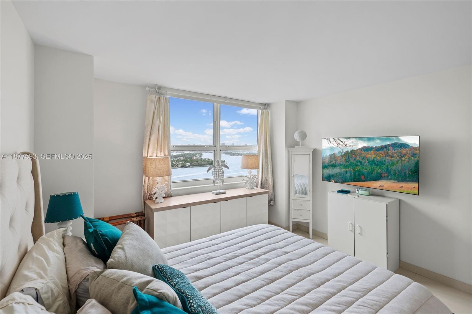 650 West Avenue 2407, Miami Beach, FL 33139 photo 17