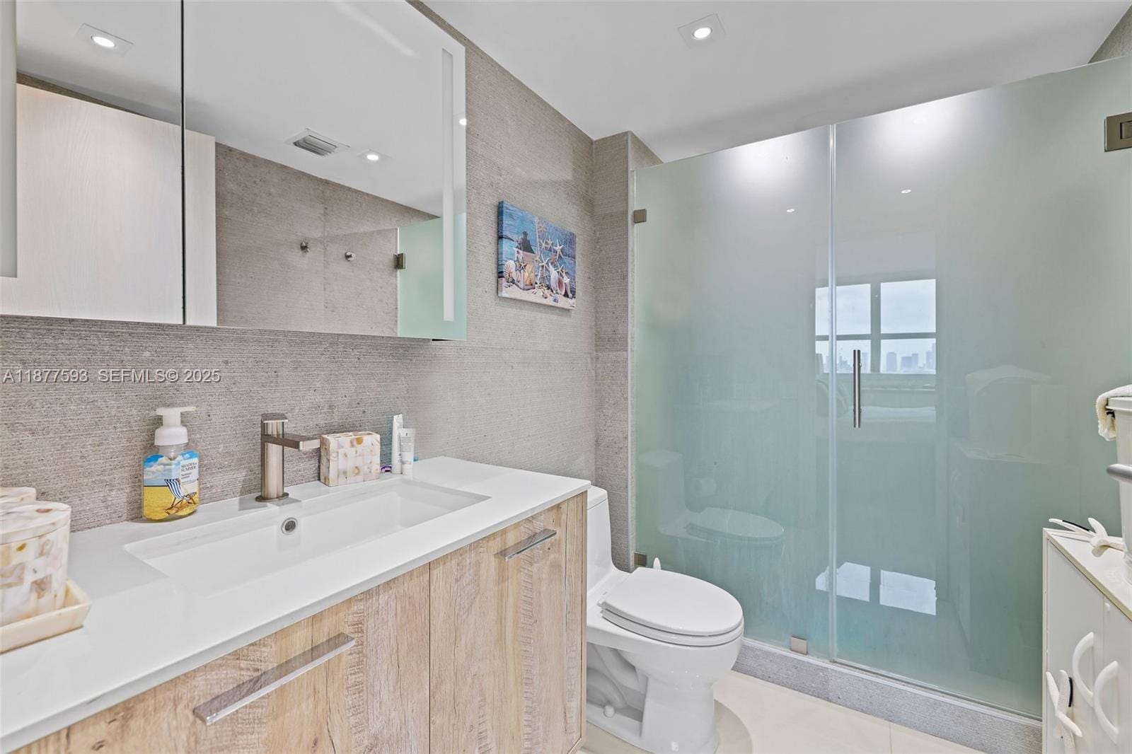 650 West Avenue 2407, Miami Beach, FL 33139 photo 18