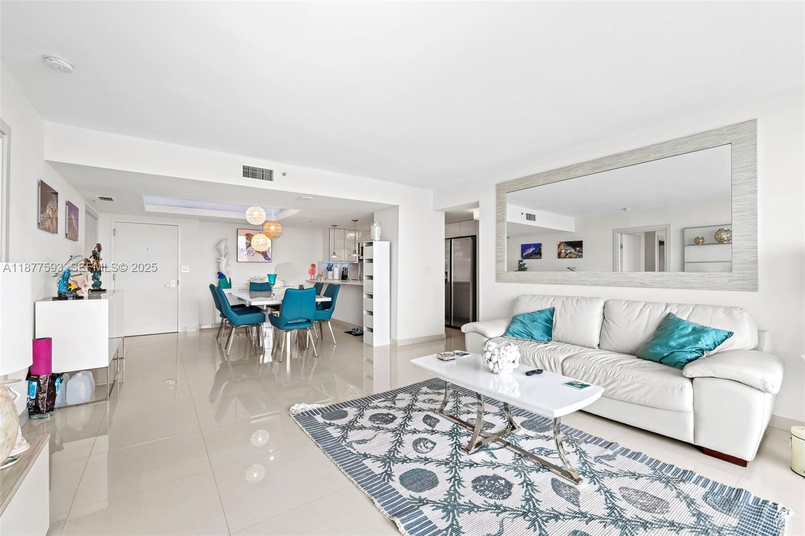 650 West Avenue 2407, Miami Beach, FL 33139 photo 3