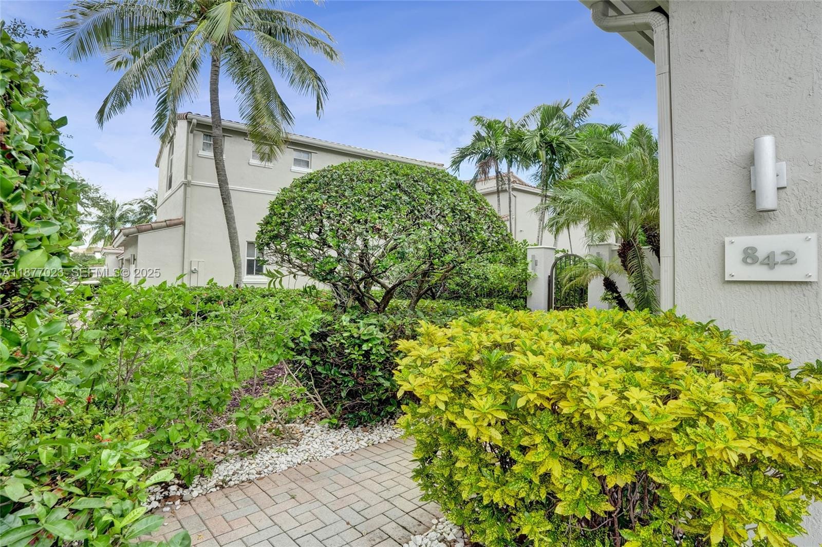 842 Spinnaker Drive E, Hollywood, FL 33019 photo 11
