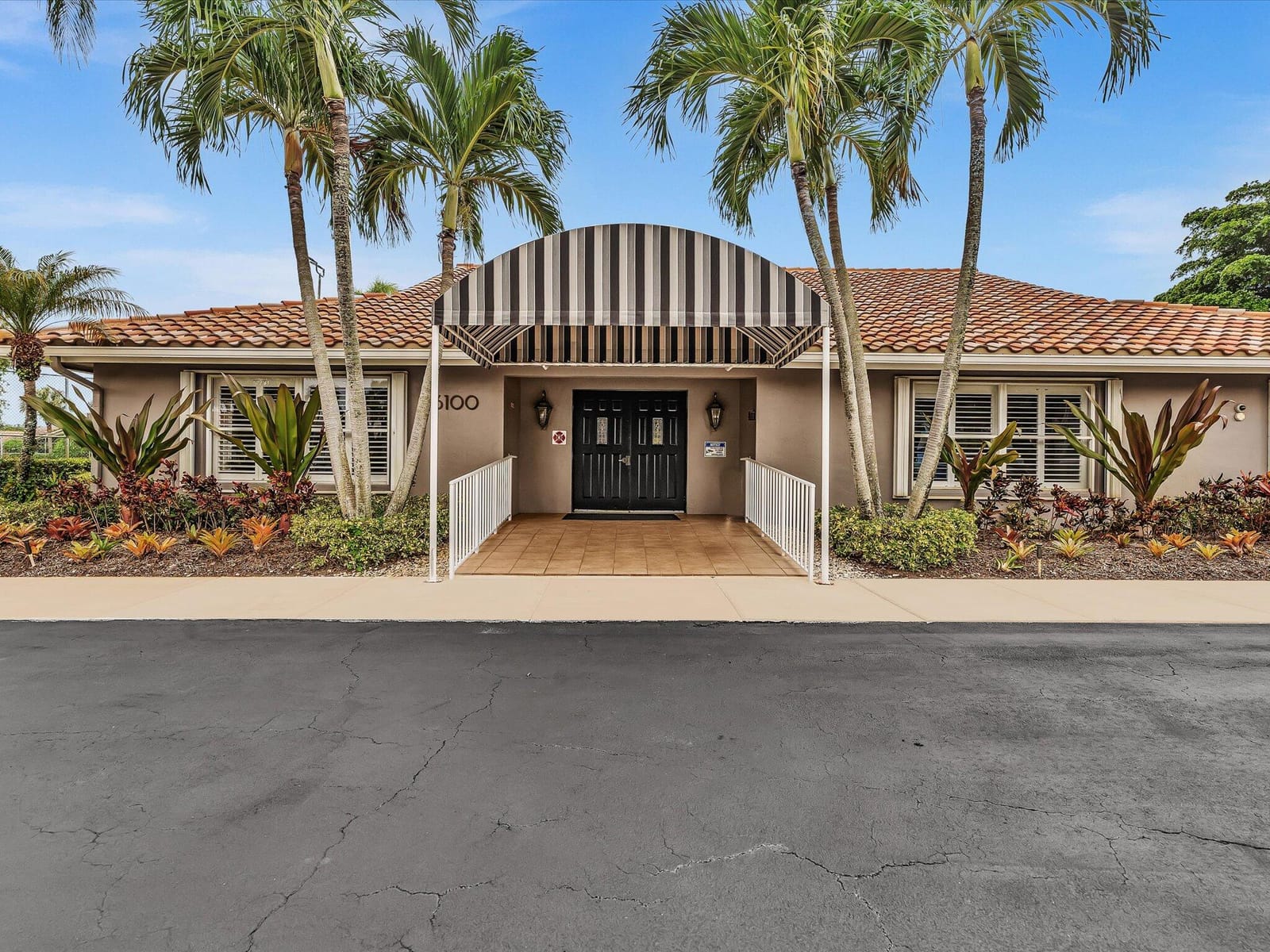 6004 Golf Villas Drive, Boynton Beach, FL 33437 photo 29