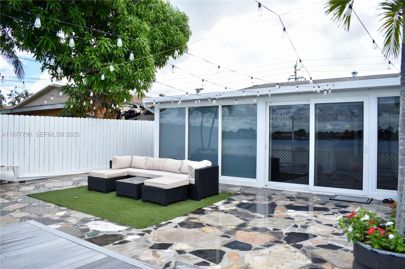 5701 SW 24th Avenue — photo 4