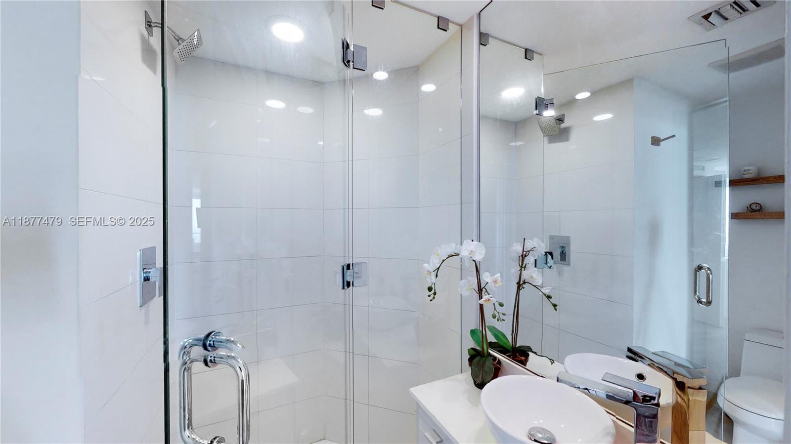 650 NE 32nd Street 4607 — photo 9