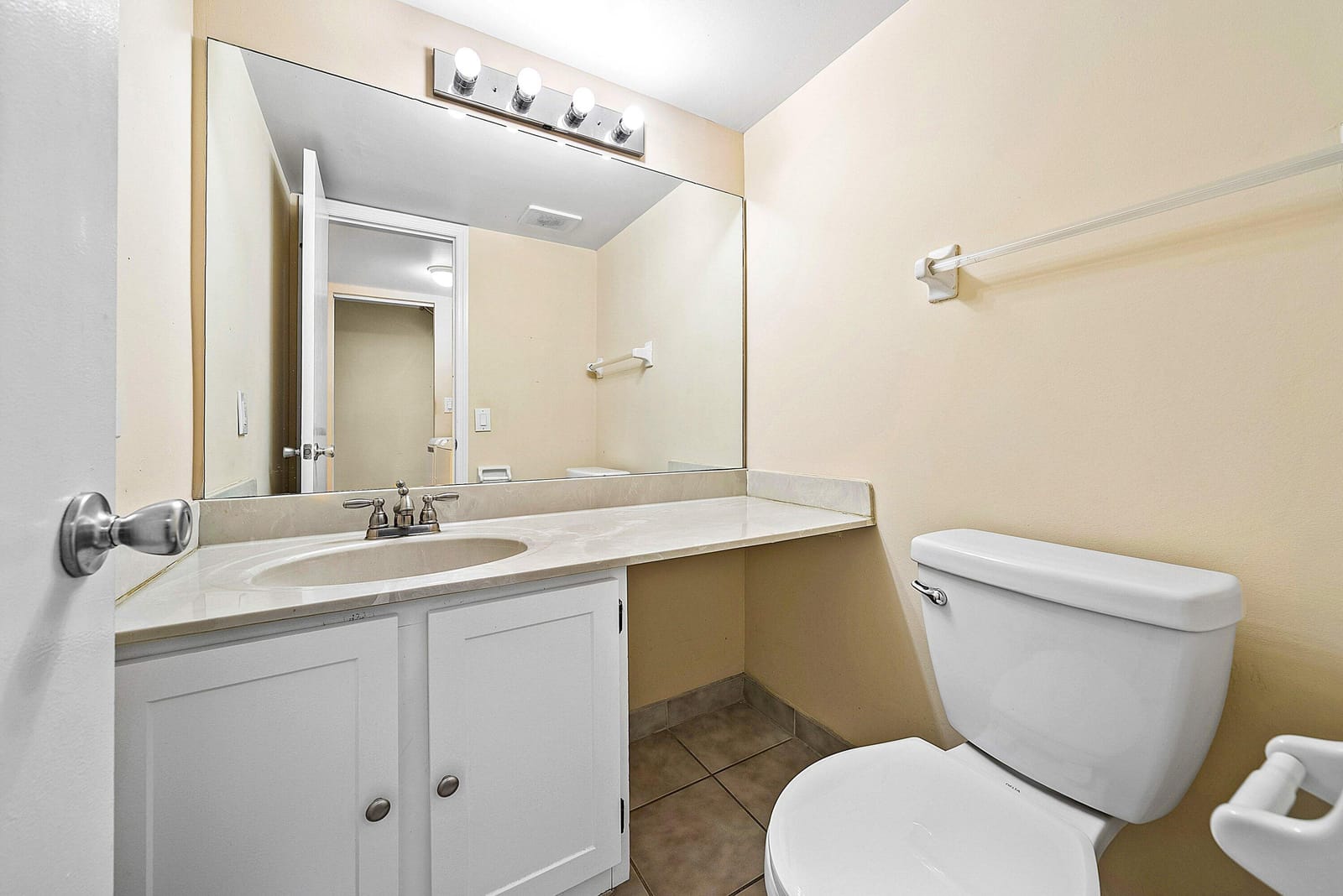 682 Kensington Place, Wilton Manors, FL 33305 photo 21