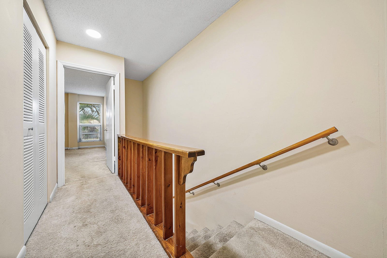 682 Kensington Place, Wilton Manors, FL 33305 photo 22
