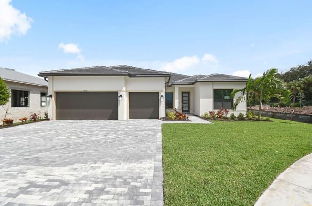 7690 Rhode Island Red Court Stellar 119, Lake Worth, FL 33467