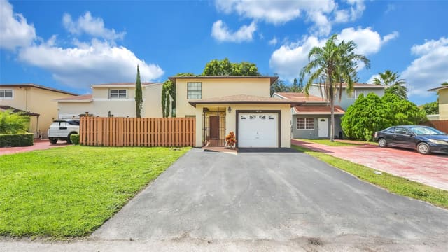 10718 SW 148th Court, sold in Juniper At The Hammocks, Miami, FL
