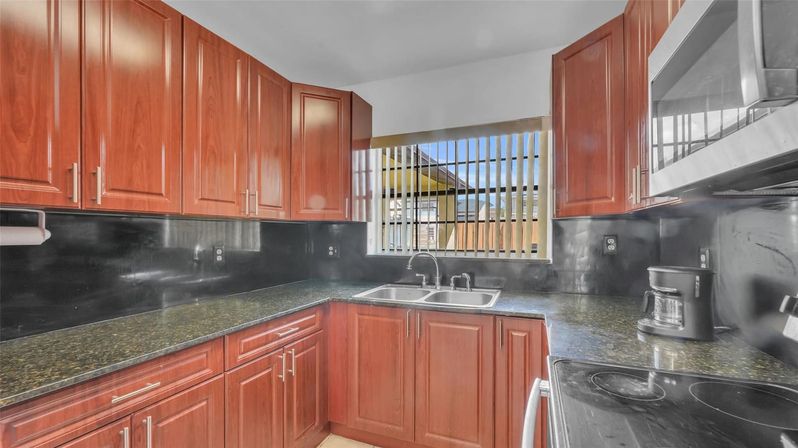 10718 SW 148th Court — photo 9
