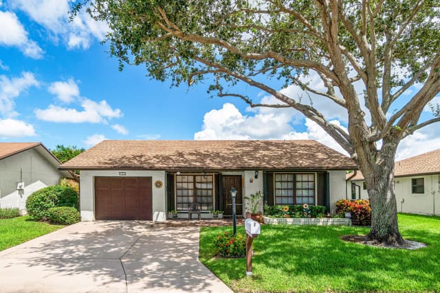 6049 Ambertree Lane, Greenacres, FL 33463