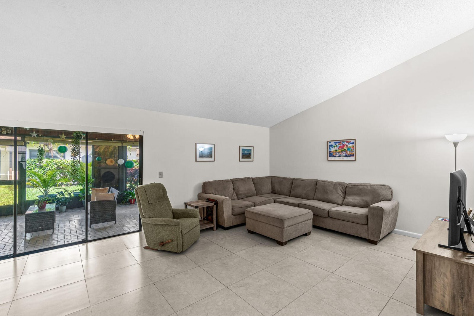 6049 Ambertree Lane, Greenacres, FL 33463 photo 9