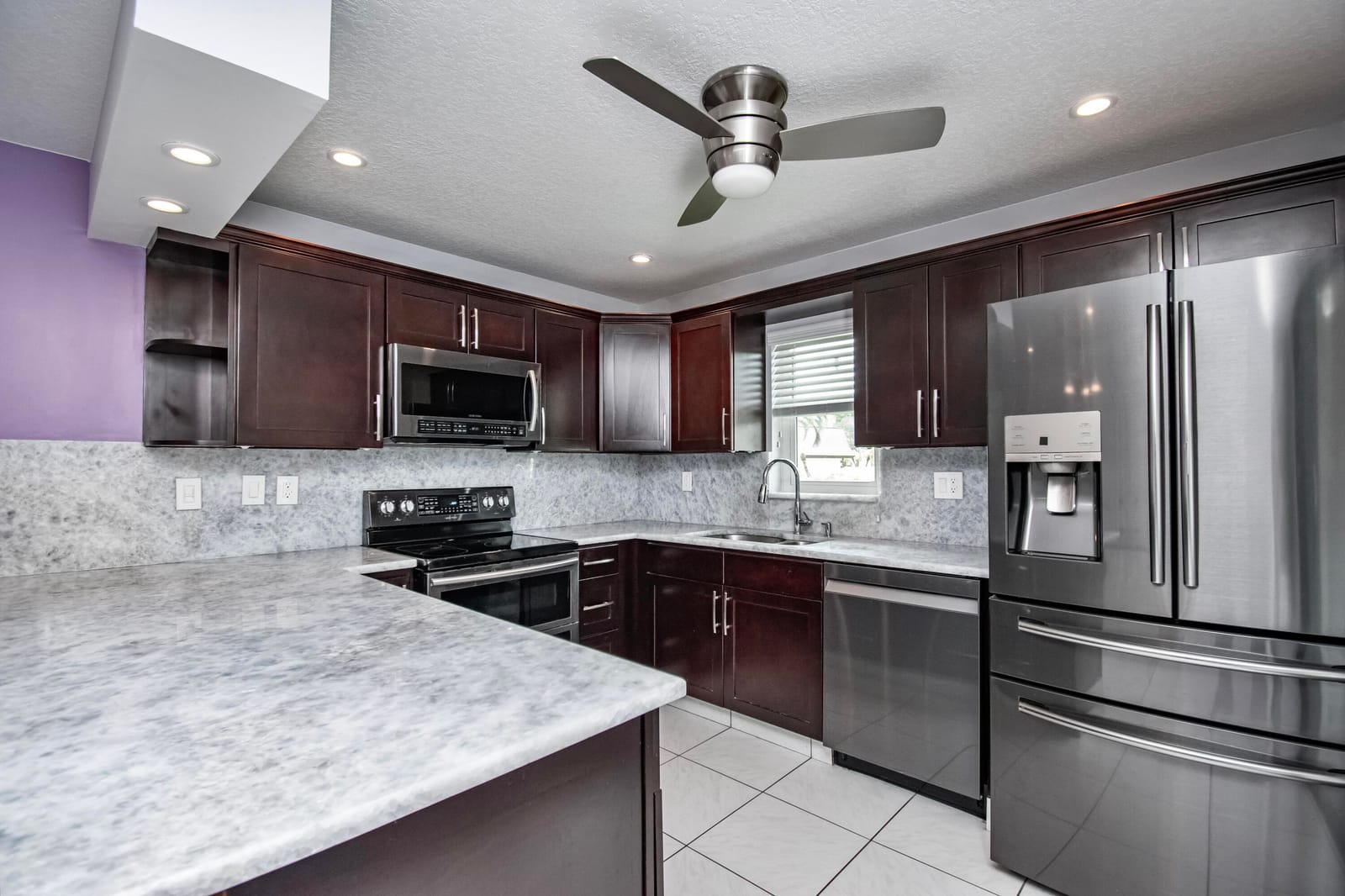 9460 SW 61st Way B — photo 7