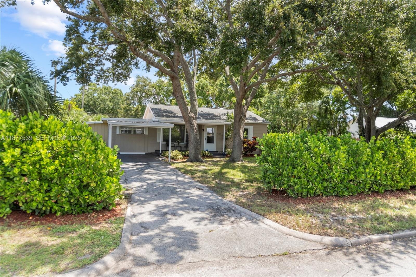 2446 18th Avenue, Vero Beach, FL 32960