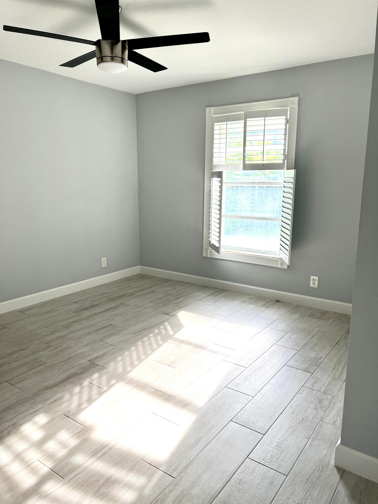 4392 Colette Drive, Tequesta, FL 33469 photo 11
