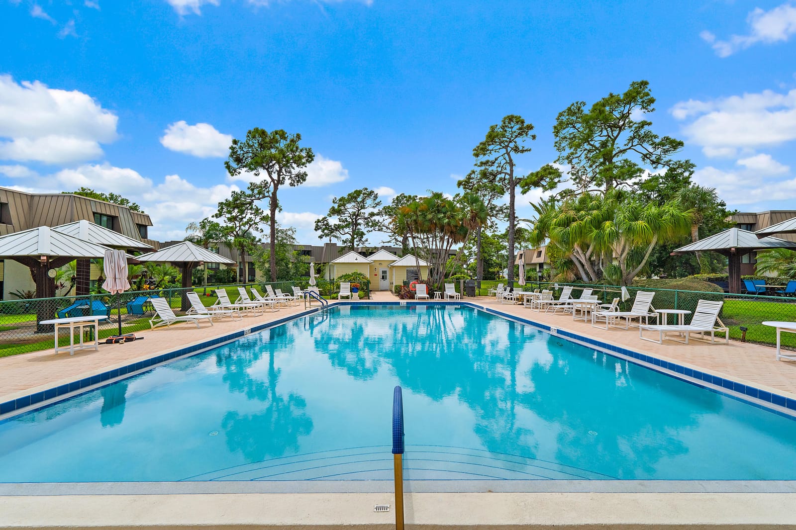 1800 SE Saint Lucie Boulevard 7-106, Stuart, FL 34996 photo 12