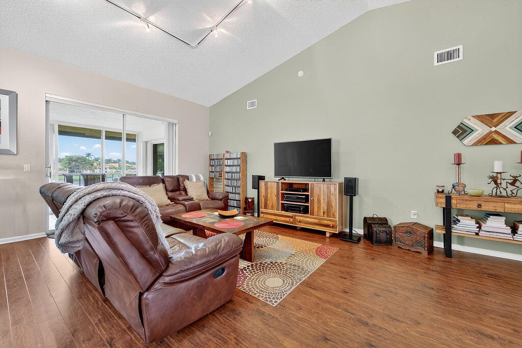 9673 Shadybrook Drive 201, Boynton Beach, FL 33437 photo 15