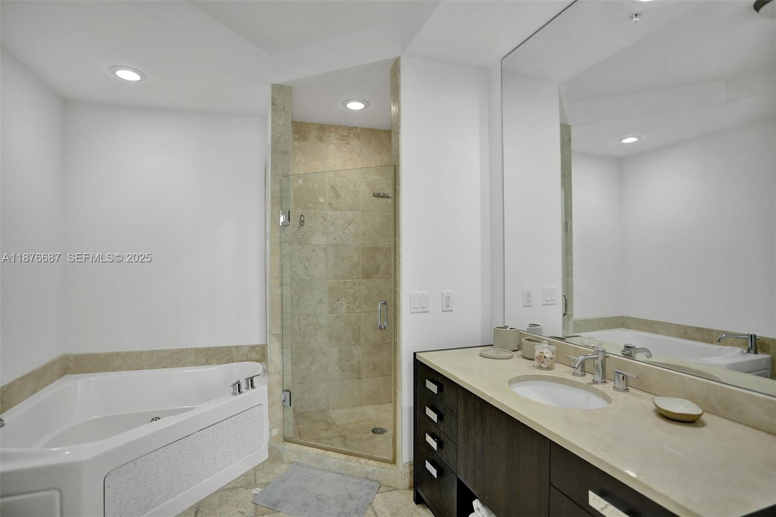 18201 Collins Avenue 5508, Sunny Isles Beach, FL 33160 photo 13