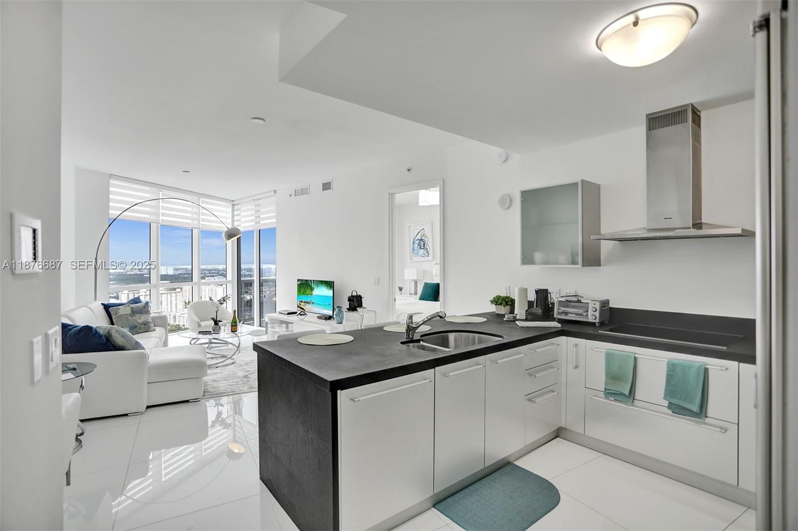 18201 Collins Avenue 5508, Sunny Isles Beach, FL 33160 photo 26