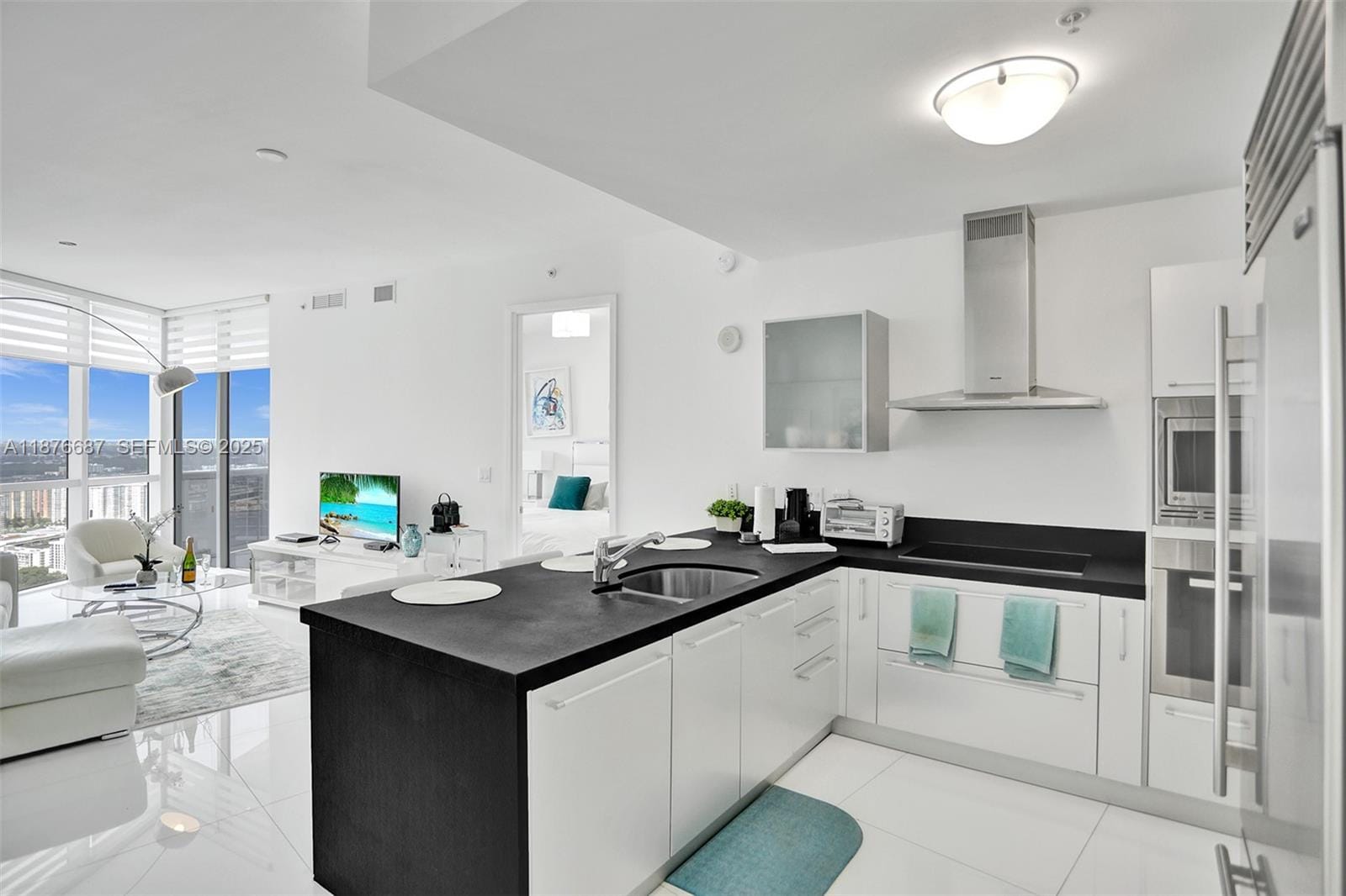 18201 Collins Avenue 5508, Sunny Isles Beach, FL 33160 photo 30