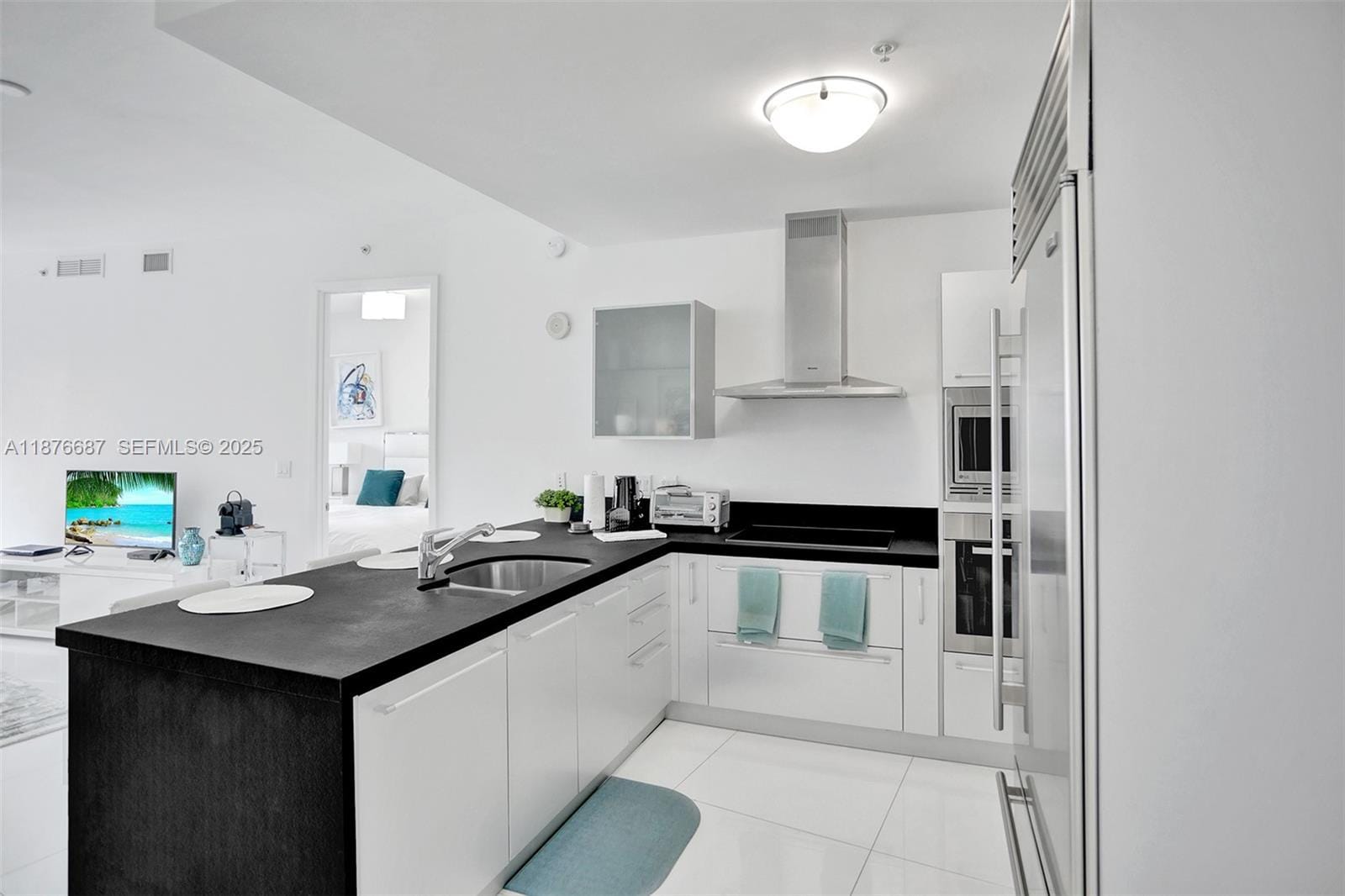 18201 Collins Avenue 5508, Sunny Isles Beach, FL 33160 photo 5