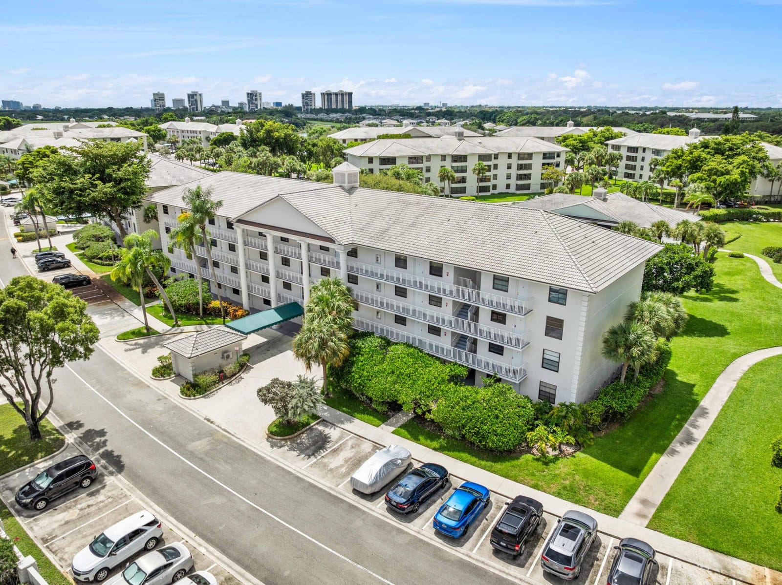 3716 Whitehall Drive 103, West Palm Beach, FL 33401 photo 24