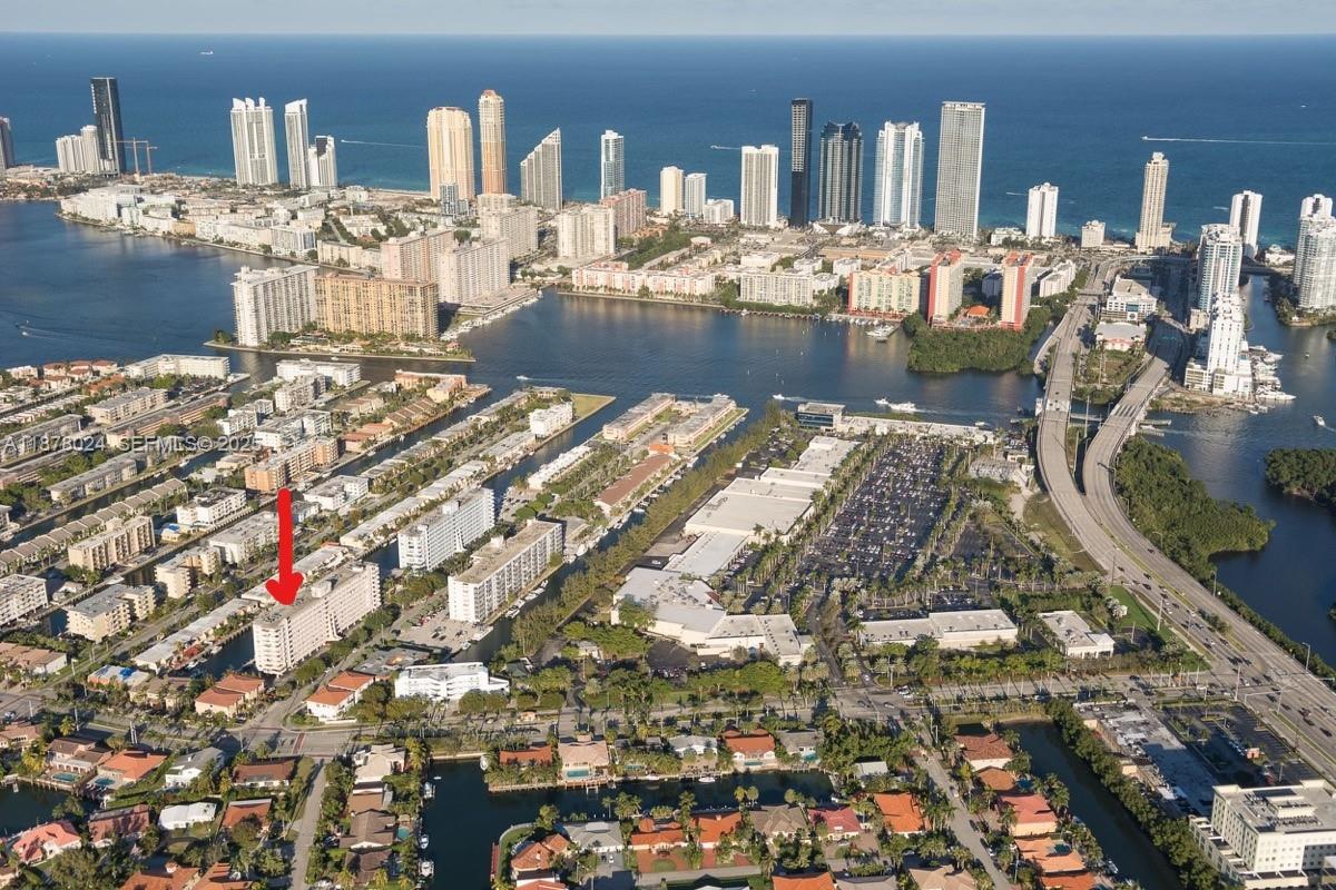 3545 NE 166th Street 304, North Miami Beach, FL 33160, North Miami Beach