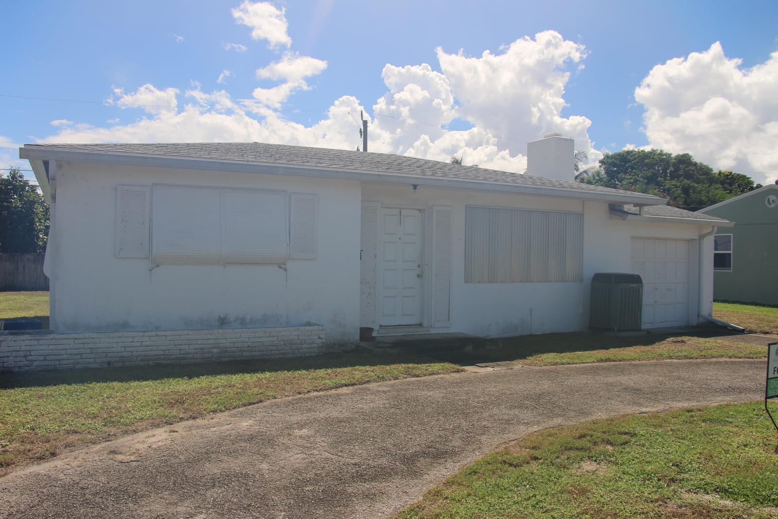 354 Laurie Road, West Palm Beach, FL 33405 photo 3