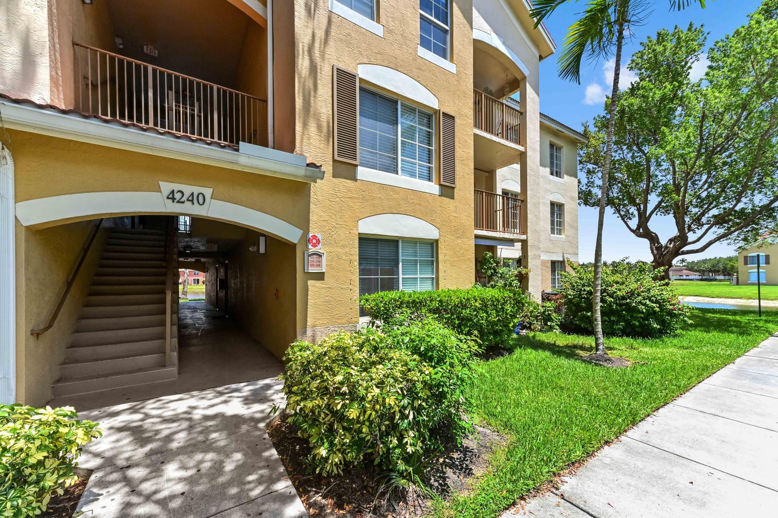 4240 San Marino Boulevard 108 — photo 2