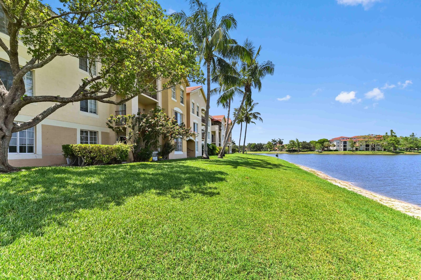 4240 San Marino Boulevard 108, West Palm Beach, FL 33409 photo 15