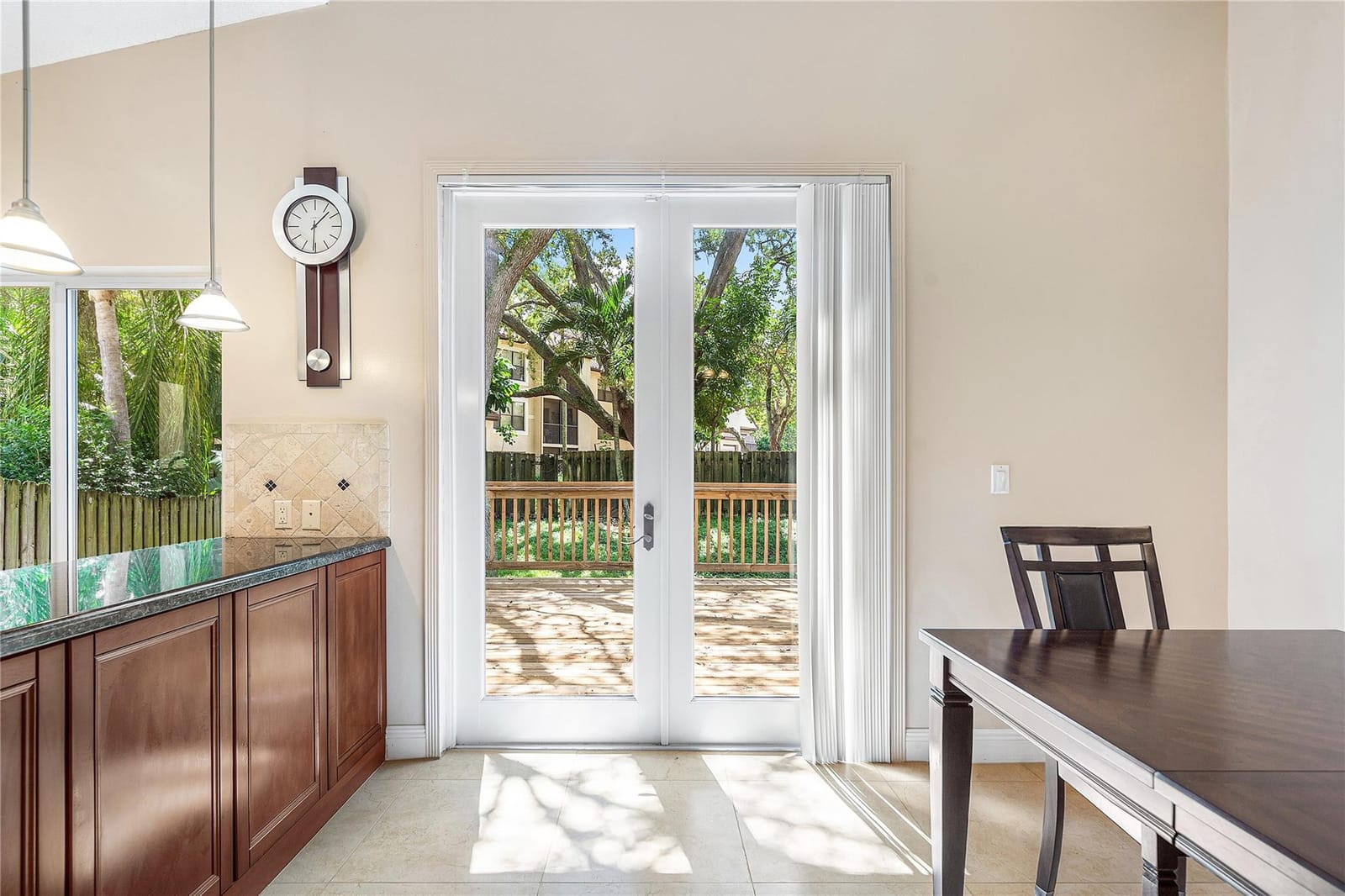 1443 Banyan Circle — photo 11