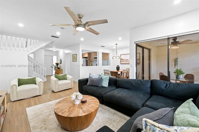 3005 NW 48th Avenue 3005, Coconut Creek, FL 33063