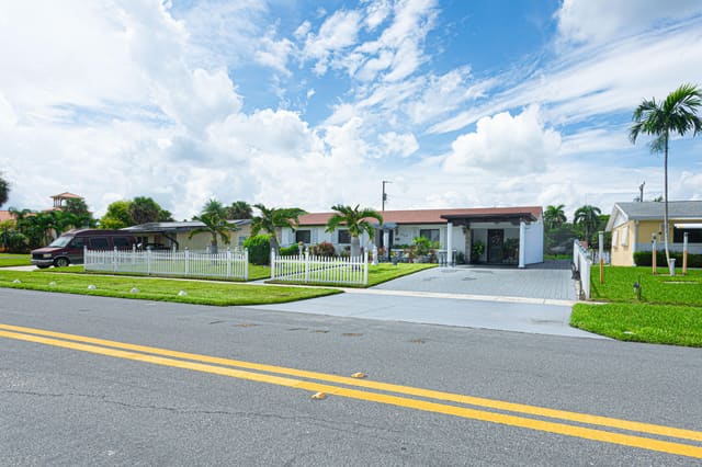 3709 Australian Court, sold in Westfield At Wpb, West Palm Beach, FL
