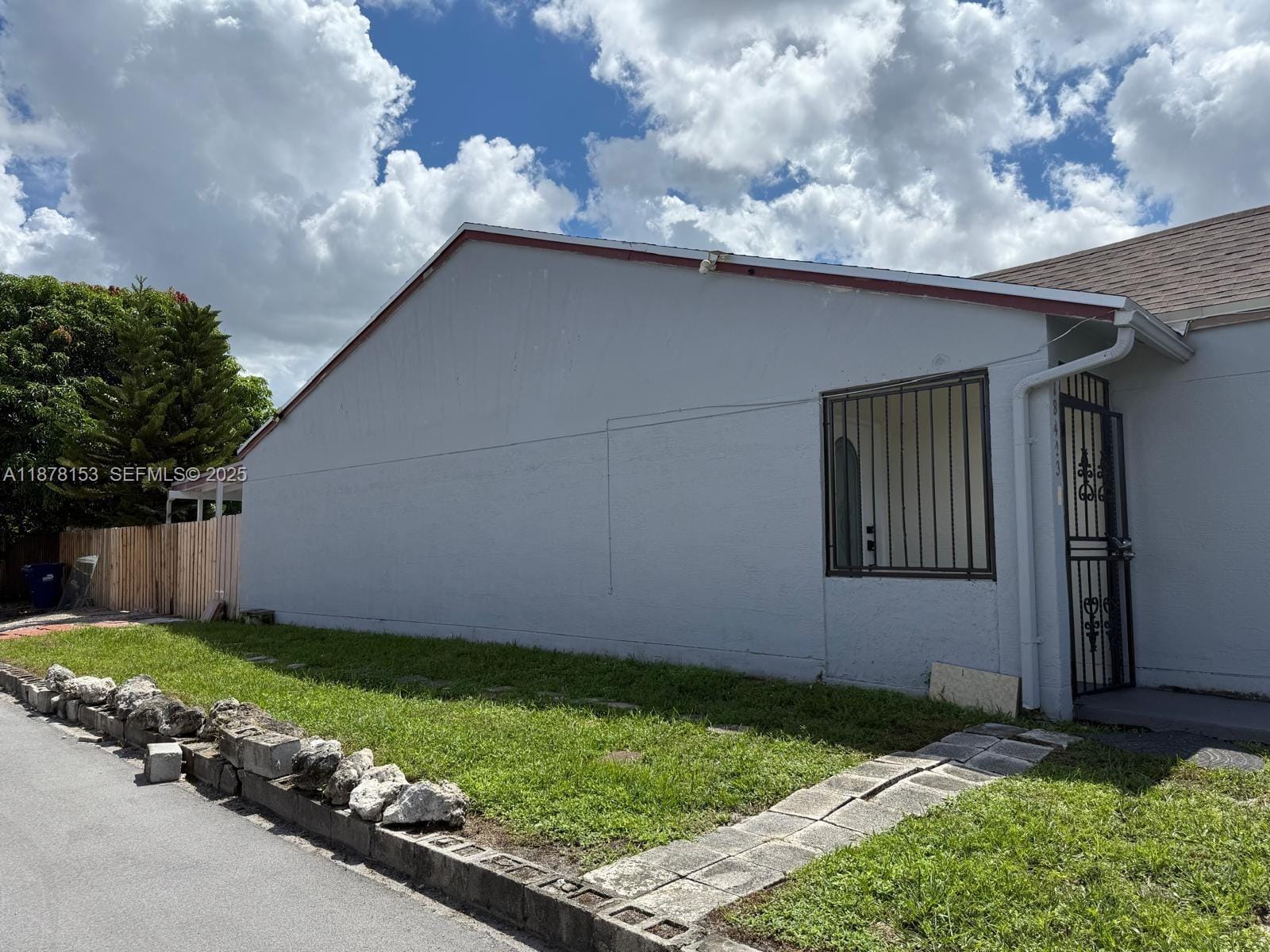 18423 NW 44th Place, Miami Gardens, FL 33055 photo 3