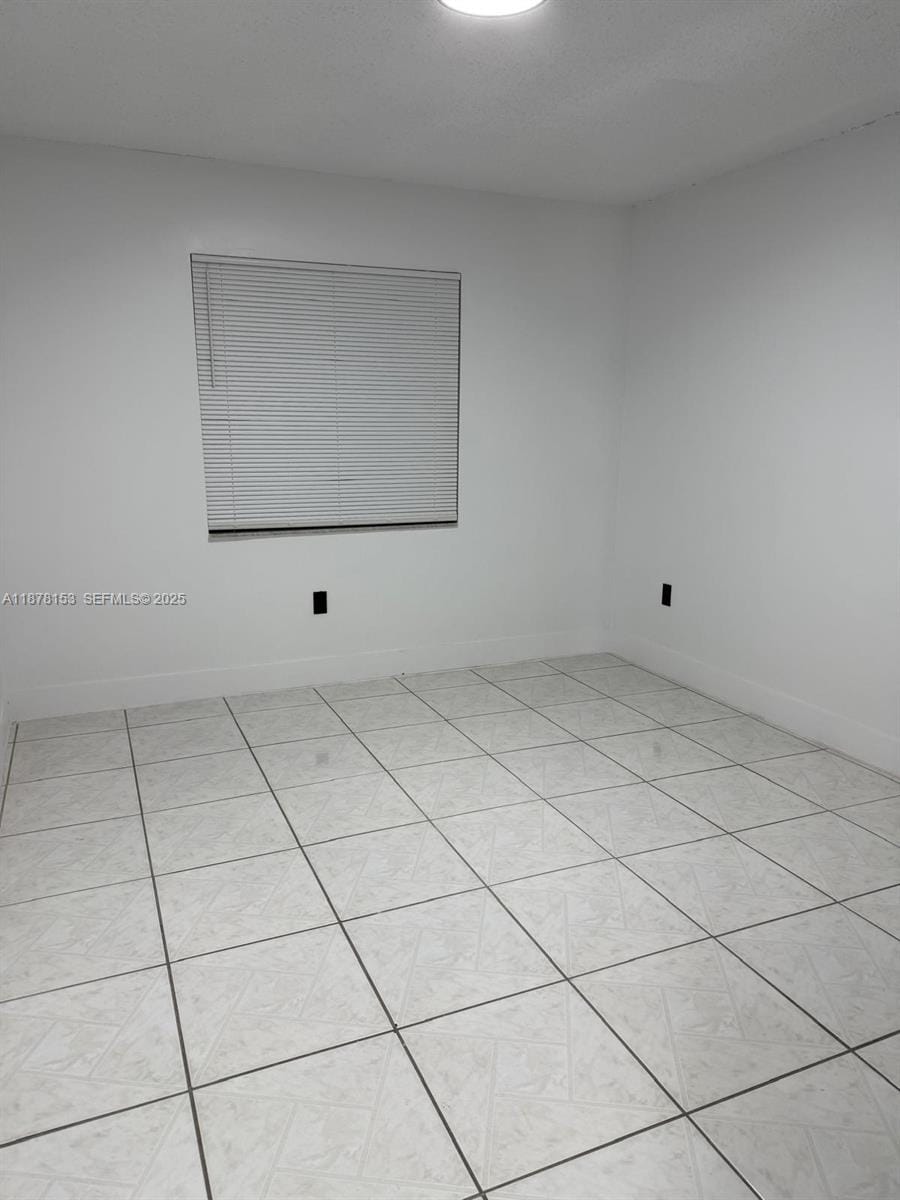 18423 NW 44th Place, Miami Gardens, FL 33055 photo 8