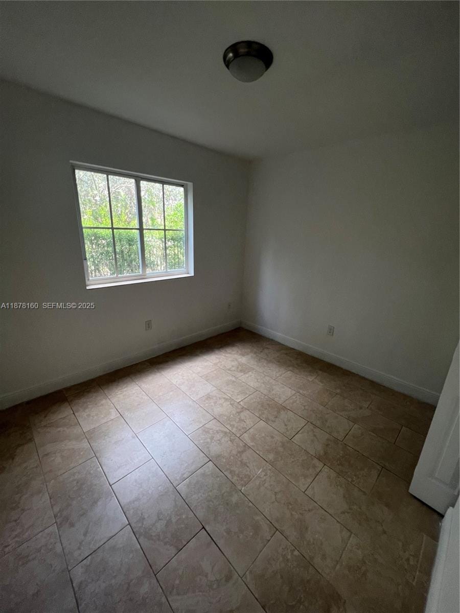 211 W 79th Place 302 — photo 11