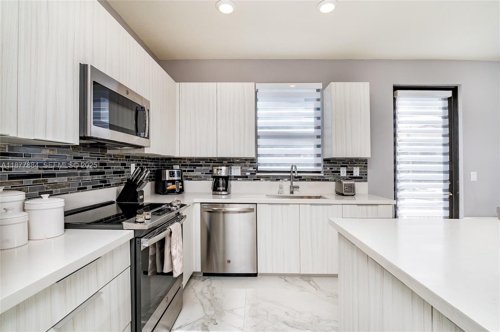 8101 NW 105th Avenue, Doral, FL 33178 photo 14